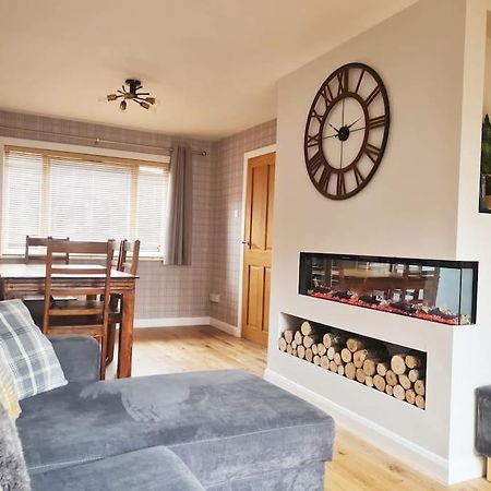 York Street Retreat, Modern Cosy 2 Bed With Garden Villa Dufftown Eksteriør bilde